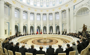 Руски държавни служители вече ще полагат клетва за честност