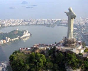 Олимпиадата в Рио ще даде тласък за икономиката, но за кратко