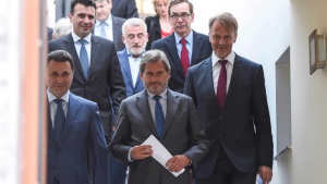 Конституционните съдии отмениха изборите в Македония