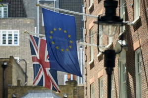 Поддръжниците на ЕС във Великобритания вероятно ще вземат превес на референдума