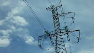 За да не поскъпне токът, натоварват държавните компании ЕСО и Булгартрансгаз с допълнителни разходи