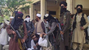 Талибаните поеха отговорност за самоубийствения атентат в Кабул