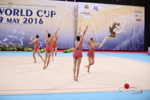 Ансамбълът по художествена гимнастика взе два златни медала