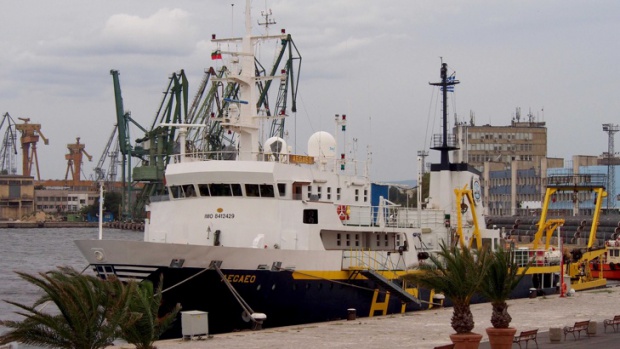 Кунева: Няма пари за ремонт на единствения ни научно-изследователския кораб “Академик"