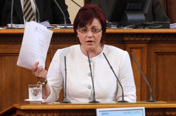 Корнелия Нинова оглави и парламентарната група на БСП