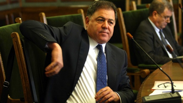 По-високи заплати и запазване на социалните придобивки в армията иска Ненчев! Свиква Съвет по отбраната за кадровата политика