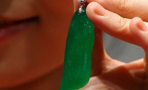 Зелен диамант беше продаден за рекордните 16,8 млн. евро