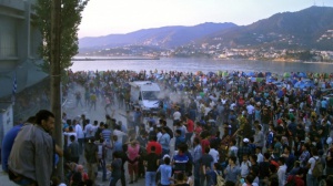 Сблъсъци избухнаха в мигрантски център на гръцкия остров Лесбос