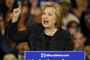 Нови скандални разкрития около имейлите на Хилари Клинтън