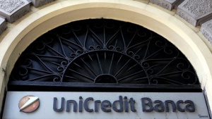Италианската UniCredit удря четиригодишно дъно, дългият период на спад буди загриженост