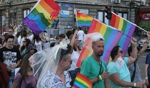 Столичната община ще размине „София прайд“ и шествието срещу него