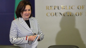 Около 200 нелегални мигранти задържат силите на реда седмично