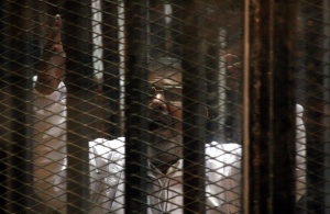 Бившият президент на Египет Мохамад Морси е осъден на доживотен затвор