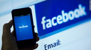 "Фейсбук" и "Туитър" забранени в Алжир заради местните зрелостни изпити
