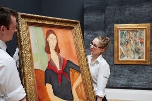 ''Седящата жена" на Пикасо бе продадена за 43, 3 млн, паунда в Лондон