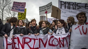 Забраниха демонстрациите на трудови съюзи в Париж