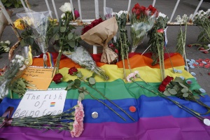 Любовник на стрелеца от Орландо: Нападна гейовете след тройка с ХИВ-позитивен