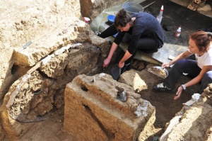Руски археолози откриха нова псувня