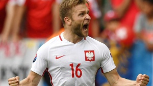 Полша надви Швейцария с дузпи и е на 1/4-финал