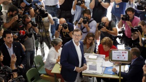 Народната партия води на изборите в Испания