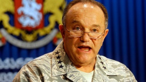 Екскомандващ на НАТО в Европа: Русия е екзистенциална заплаха за алианса