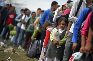 Унгария спря рекорден брой нелегални мигранти за един ден