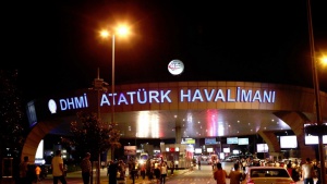 През атакуваното летище "Ататюрк" минават над 60 милиона пътници годишно