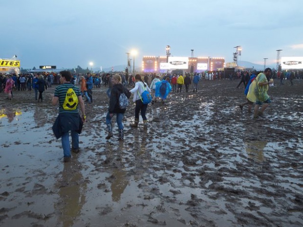 Мълния рани десетки по време на рок фестивал в Германия