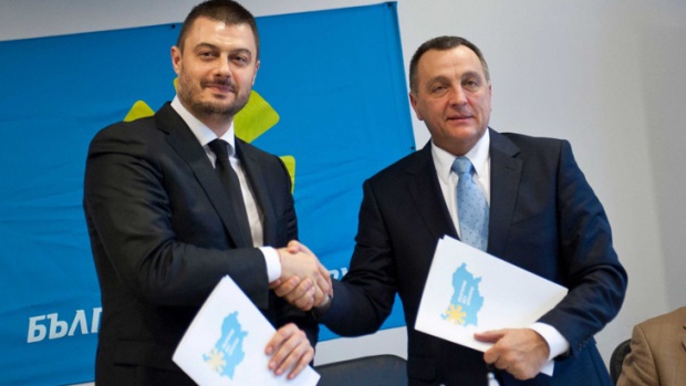 Бивш сръбски премиер обвинен в укриване на данъци