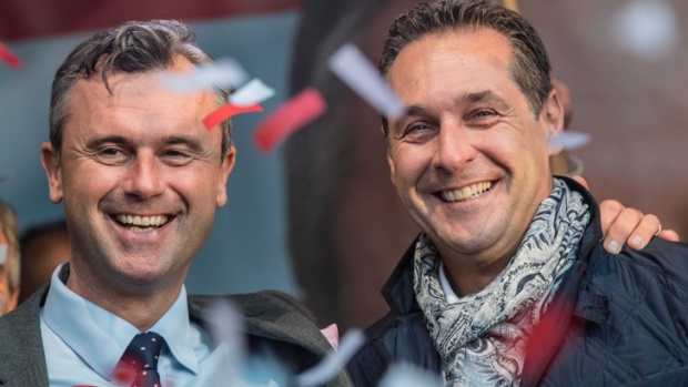 Австрийската крайнодясна Партия на свободата ще оспори резултатите от президентския вот в съда