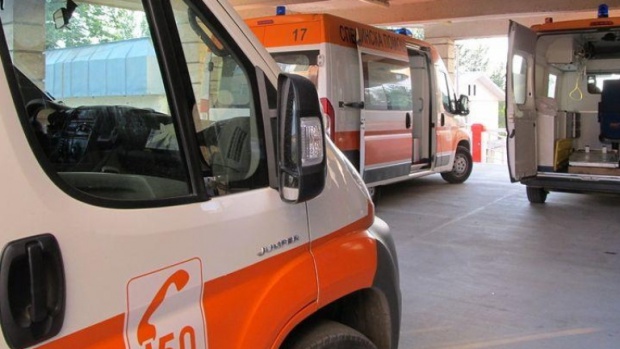 В Кюстендил счупиха носа на шофьор на линейка