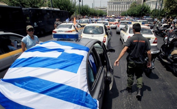 Бундестагът гласува отпускане на следващия транш помощ за Гърция