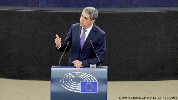 Сидеров нападна Плевнелиев, обяви го за агент на САЩ