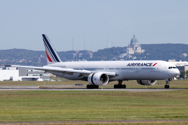 Трети пореден ден пилотите на Air France стачкуват