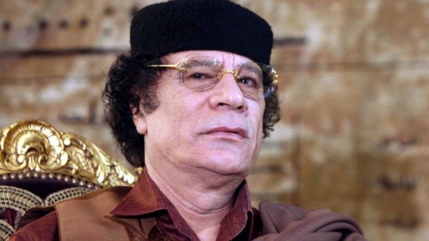 Турчин заловен при опит да продаде кинжал на Муамар Кадафи за 10 млн. долара