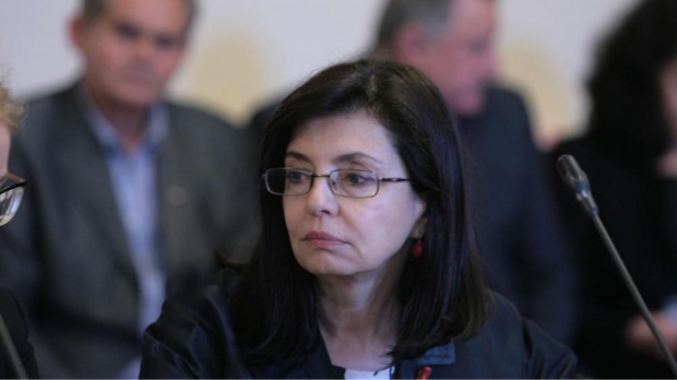 Антикорупционният закон на Кунева проби към пленарна зала