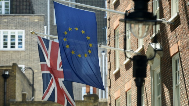 Великобритания решава - ''за'' или против" оставането в ЕС