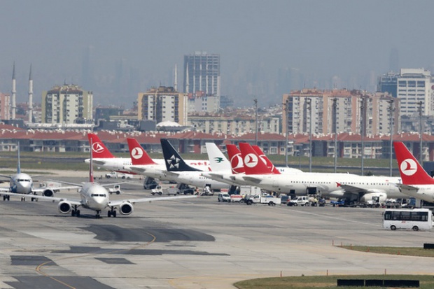 Turkish Airlines отменя стотици полети от и за Истанбул
