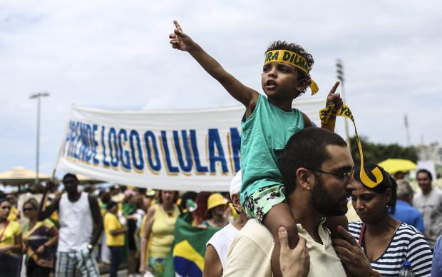 Бразилия се страхува от Брекзит - може ли да се провали споразумението за свободна търговия с ЕС?