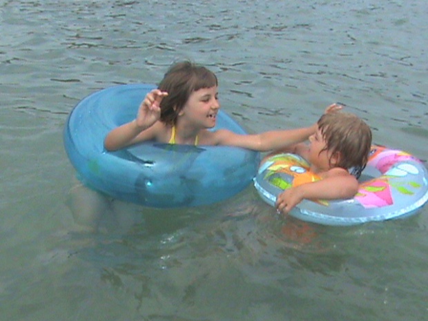 Ангелкова оцени сивия сектор в туризма на поне 20%