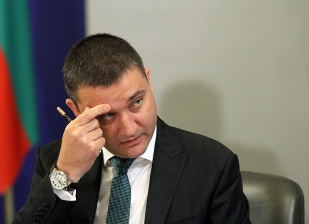 Горанов очаква излишък в бюджета от 3.5% от БВП за шестте месеца