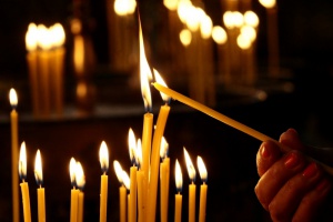 Църквата почита днес свети безсребреници Козма и Дамян