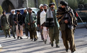 Новият лидер на талибаните призова САЩ да прекратят "окупацията"