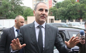 Цветанов повдига завесата за президентския кандидат на ГЕРБ - бил силно свързан с партията