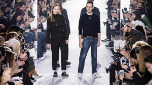 Dior демонстрира мода на ежедневието