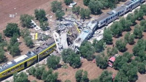 Челен сблъсък на два влака в Италия, има жертви и много ранени