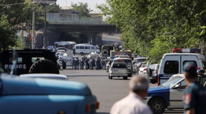 Един загинал полицай в заложническата драма в Ереван