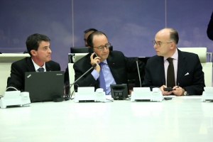 Манюел Валс: Проблемът с тероризма във Франция става ключов