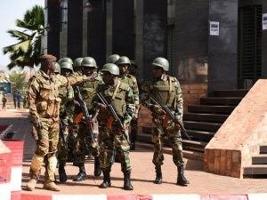 Въоръжена групировка отне живота на 12 войници в Мали