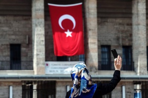 Турция затвори 626 учебни заведения